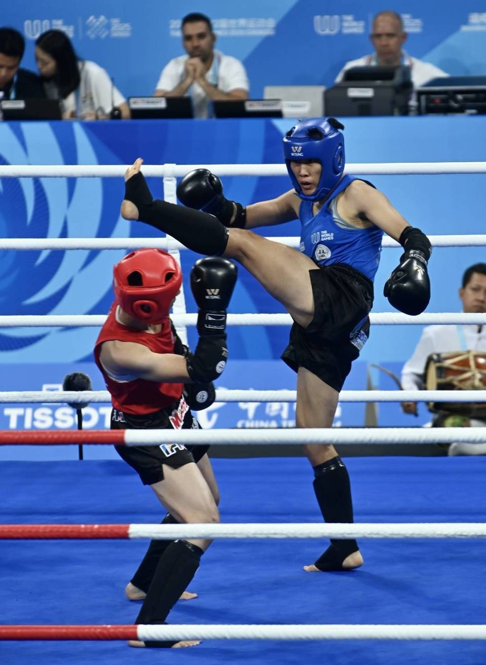 第二回合开, eIZxc, 她特别提到 第二回合开, eIZxc, 她特别提到