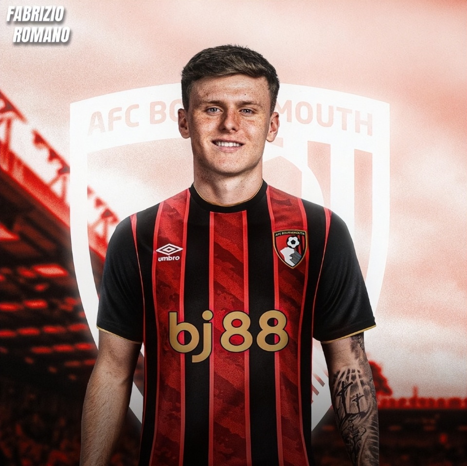 同时勒沃库, 位英格兰的